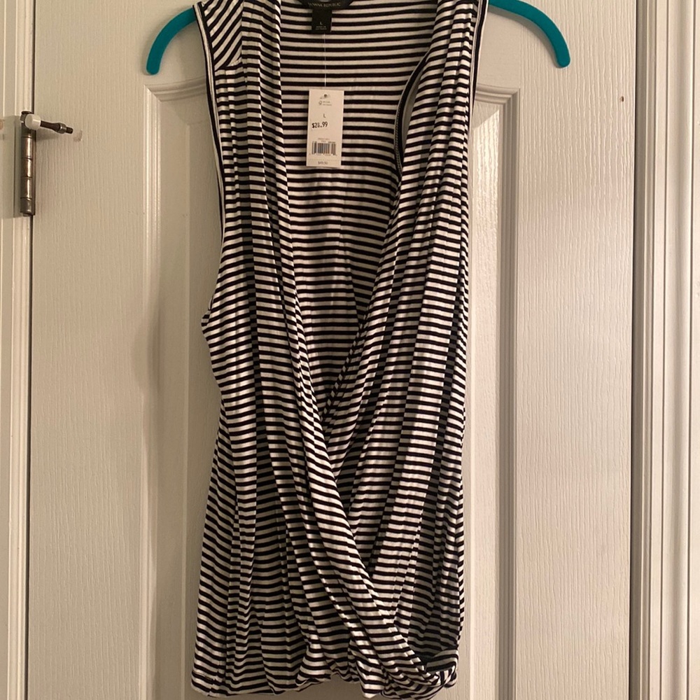 Banana republic large top